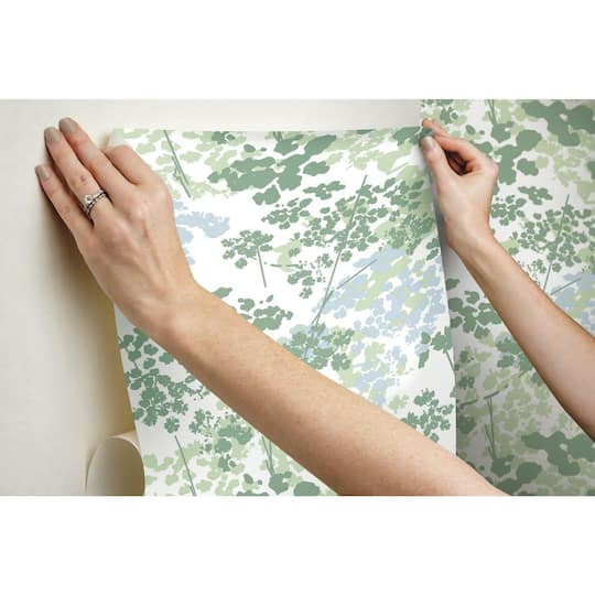 RoomMates Queen Anne's Lace Peel & Stick Wallpaper